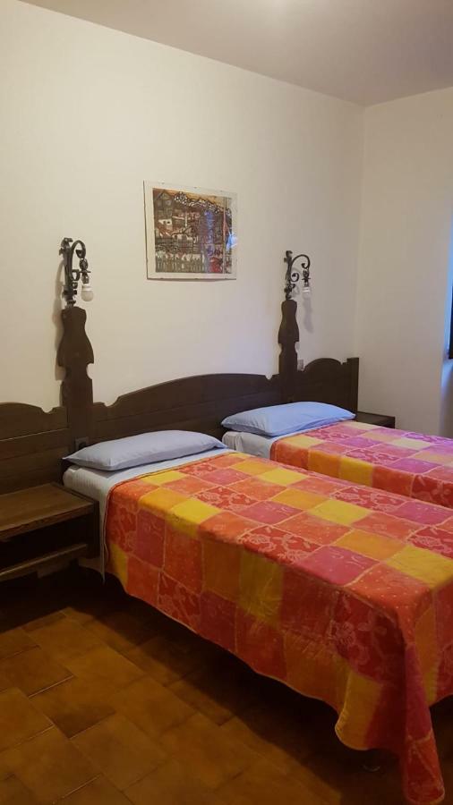 Da Boni & Luci Apartment Novate Mezzola ภายนอก รูปภาพ